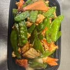 Best Chicken with Snow Peas in North Brunswick Township, NJ